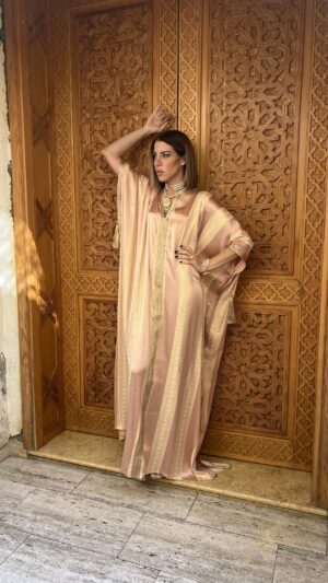 Robe d’hôtesse : "Rosa"