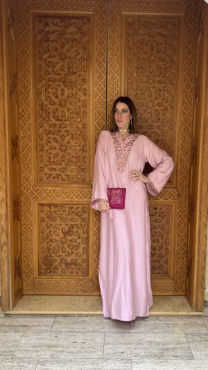 Robe d’hôtesse: "Pinki"