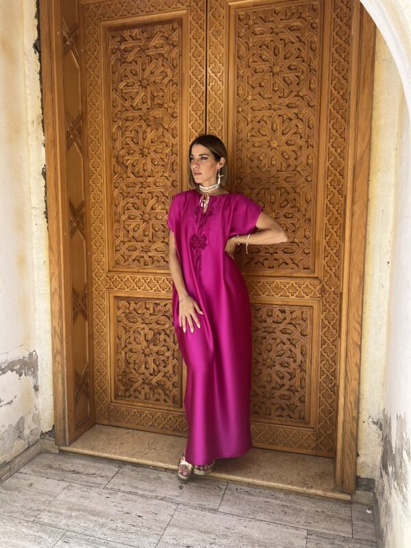 Robe d’hôtesse: "Caligraphy" rose